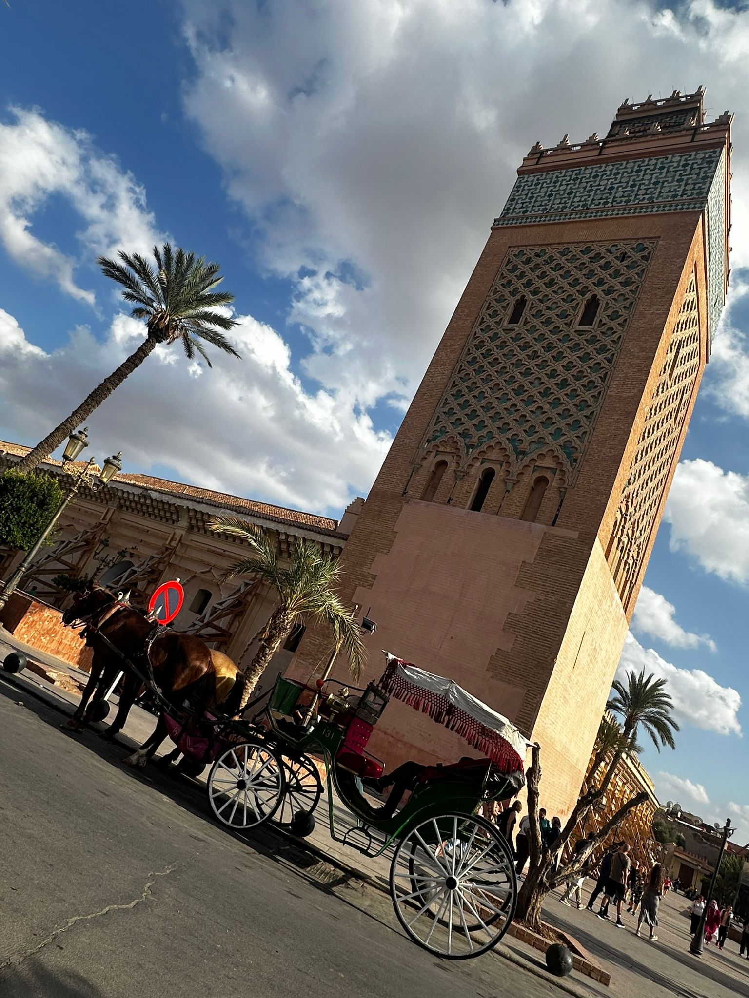 Descubre los Mejores Precios para un Tour Guiado por Marrakech con Tour Bereber - ¡Reserva Ahora!